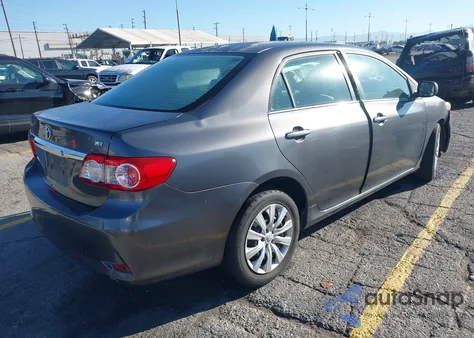 2013 Toyota Corolla Le z USA, uszkodzony, nr VIN 5YFBU4EE7DP194191